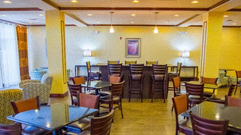 Holiday Inn Express Hotel & Suites Palm Bay, An Ihg Hotel Екстер'єр фото